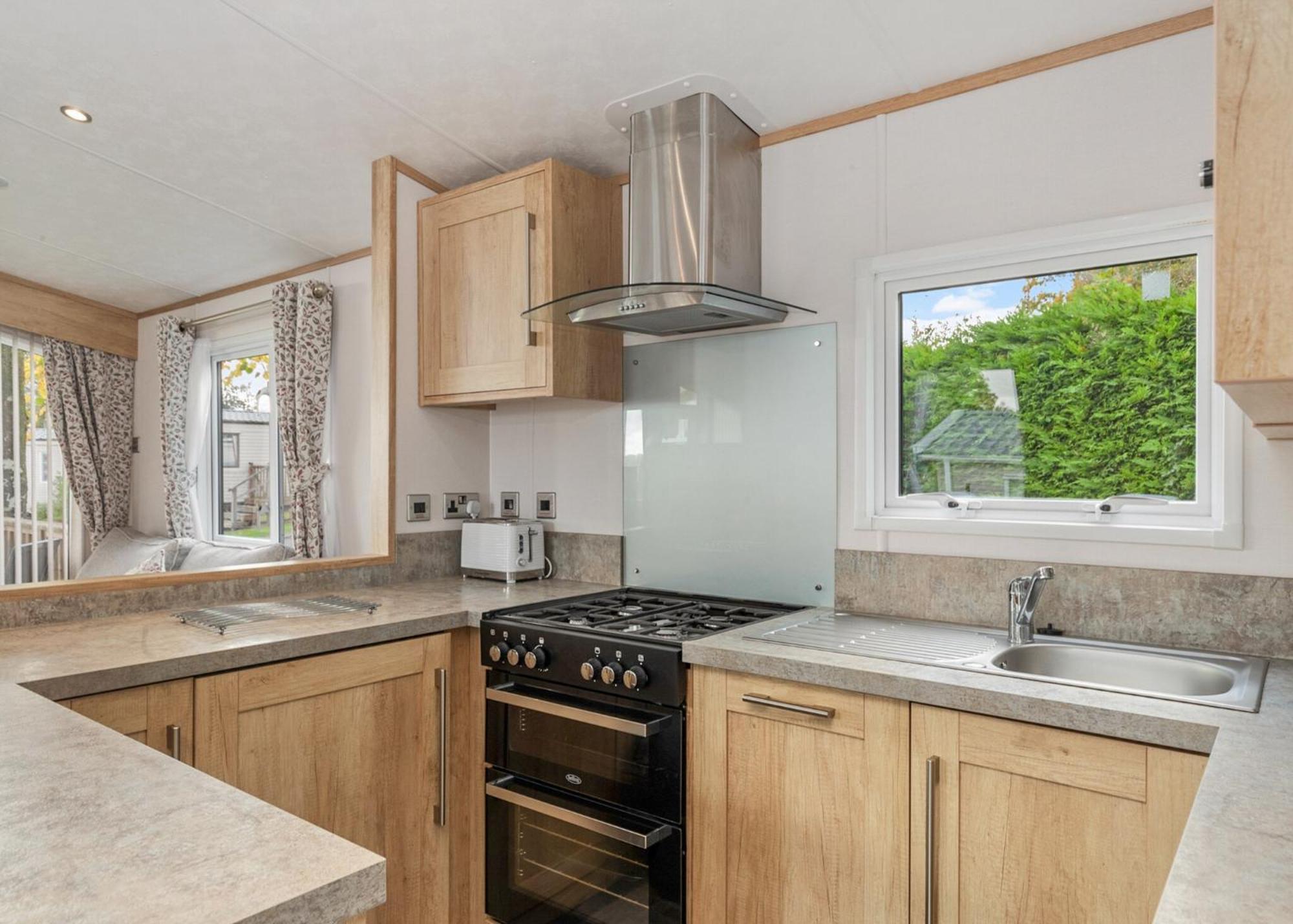 Noble Court Holiday Park Narberth Extérieur photo