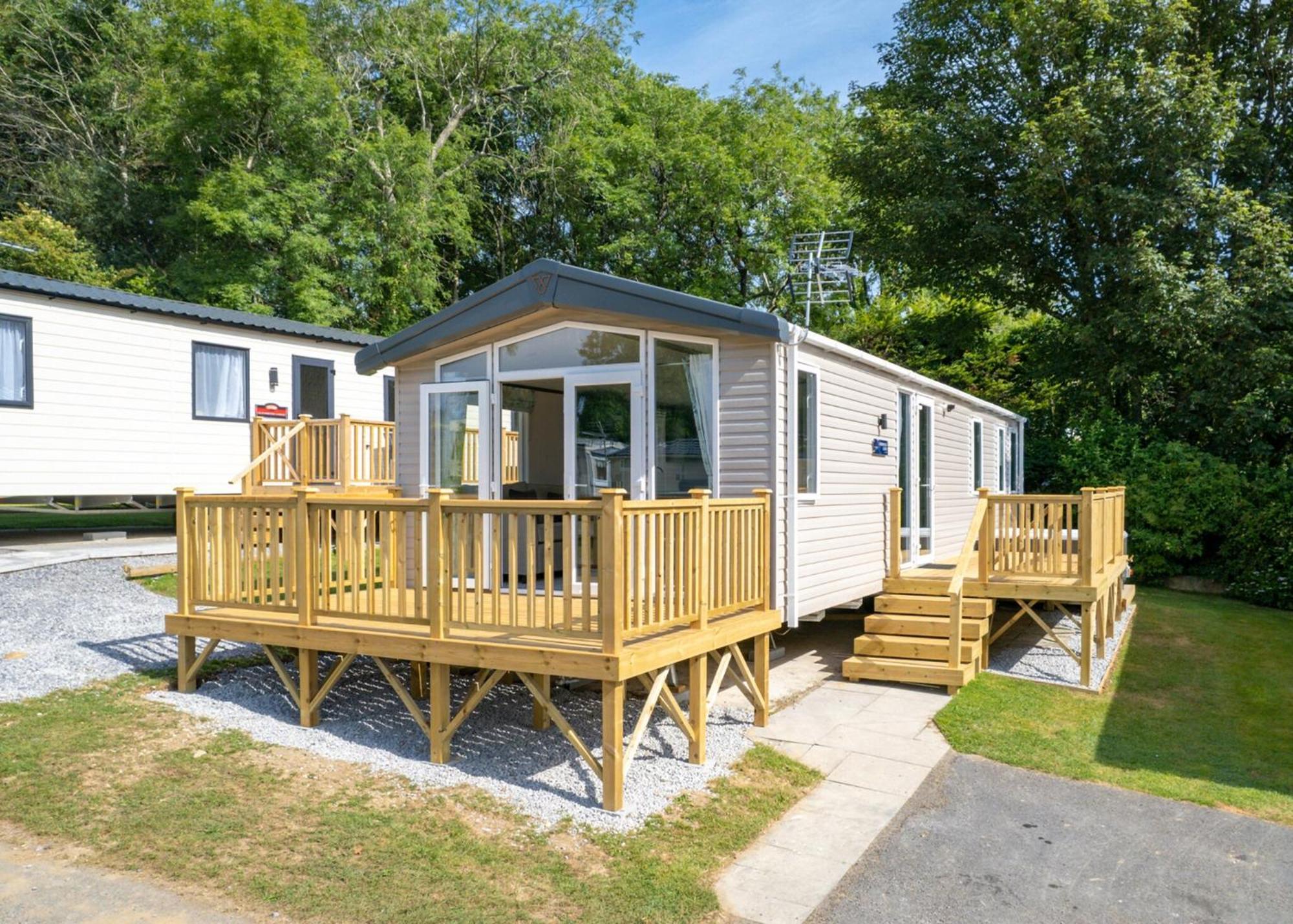 Noble Court Holiday Park Narberth Extérieur photo
