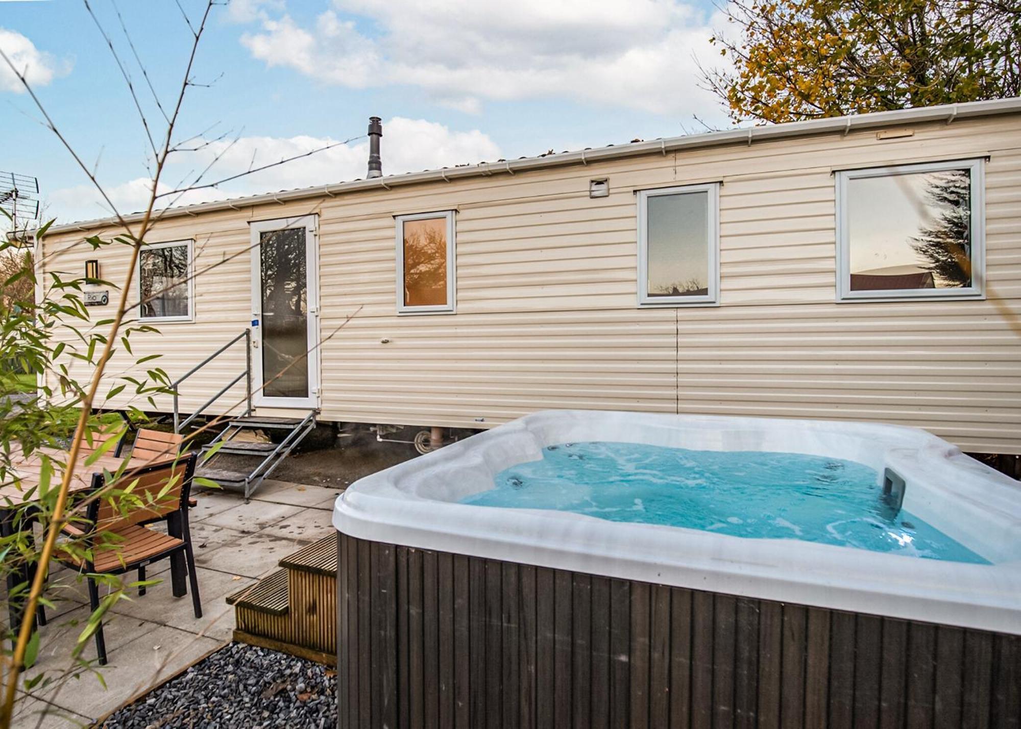 Noble Court Holiday Park Narberth Chambre photo
