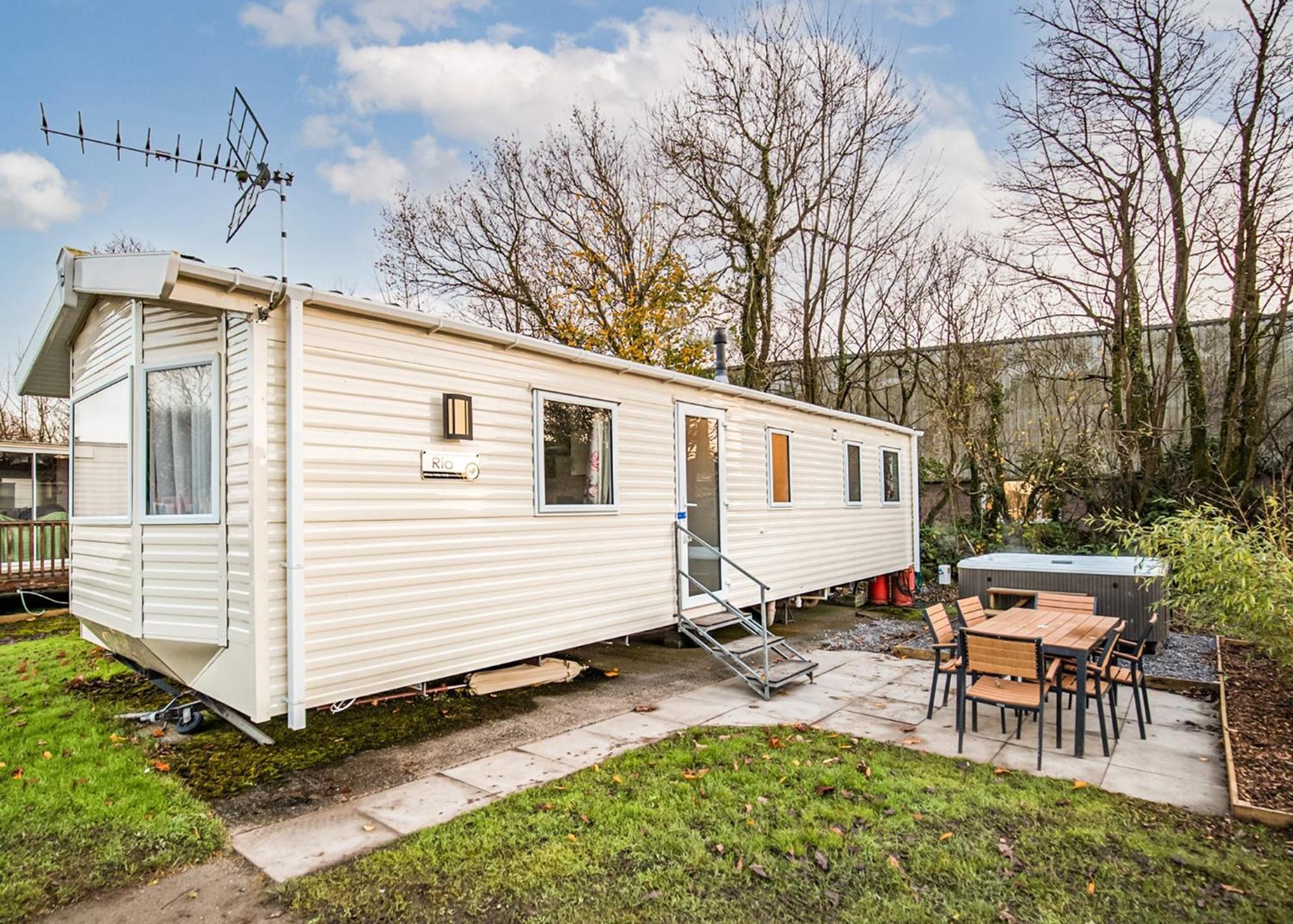 Noble Court Holiday Park Narberth Extérieur photo